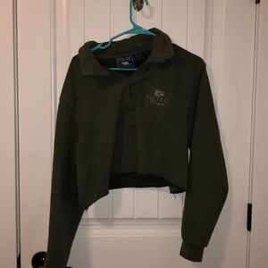 Sisters, Oregon Cropped quarter zip